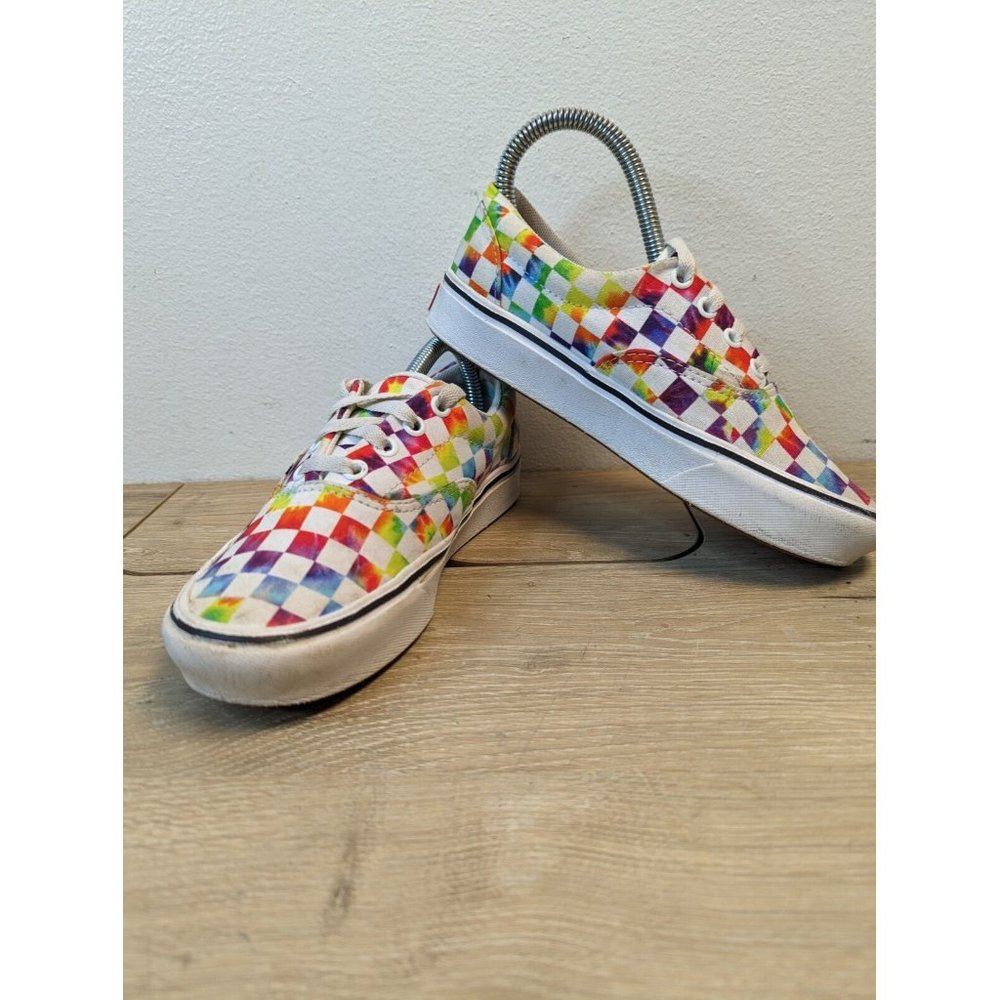 Vans Women’s Shoes Size 5.5 Rainbow Checkered Old Skool Lace Up Off The Wall - Picture 1 of 9